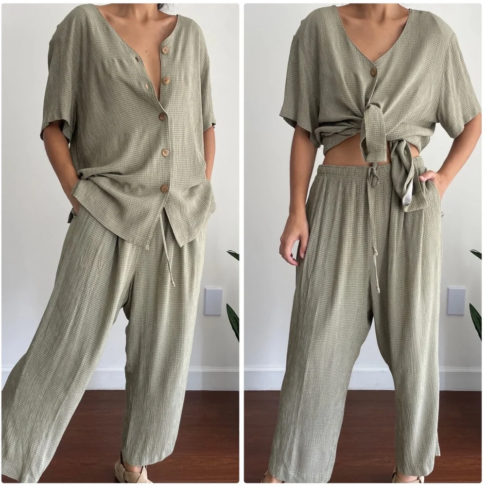 Vintage two piece button front top and trousers matching set - Picture 7 of 10
